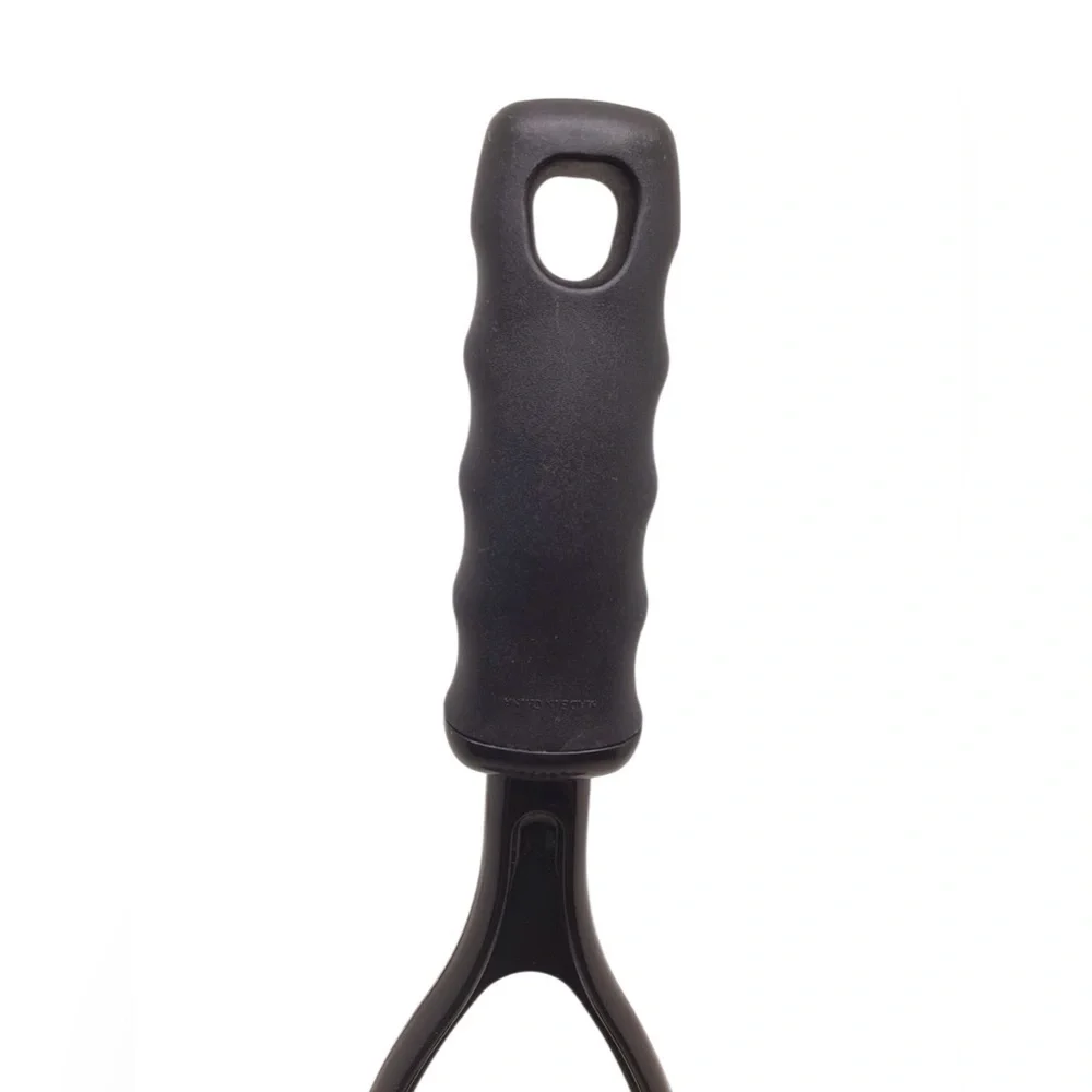 Farberware Professional Heat-Resistant Nylon Meat & Potato Masher – Black